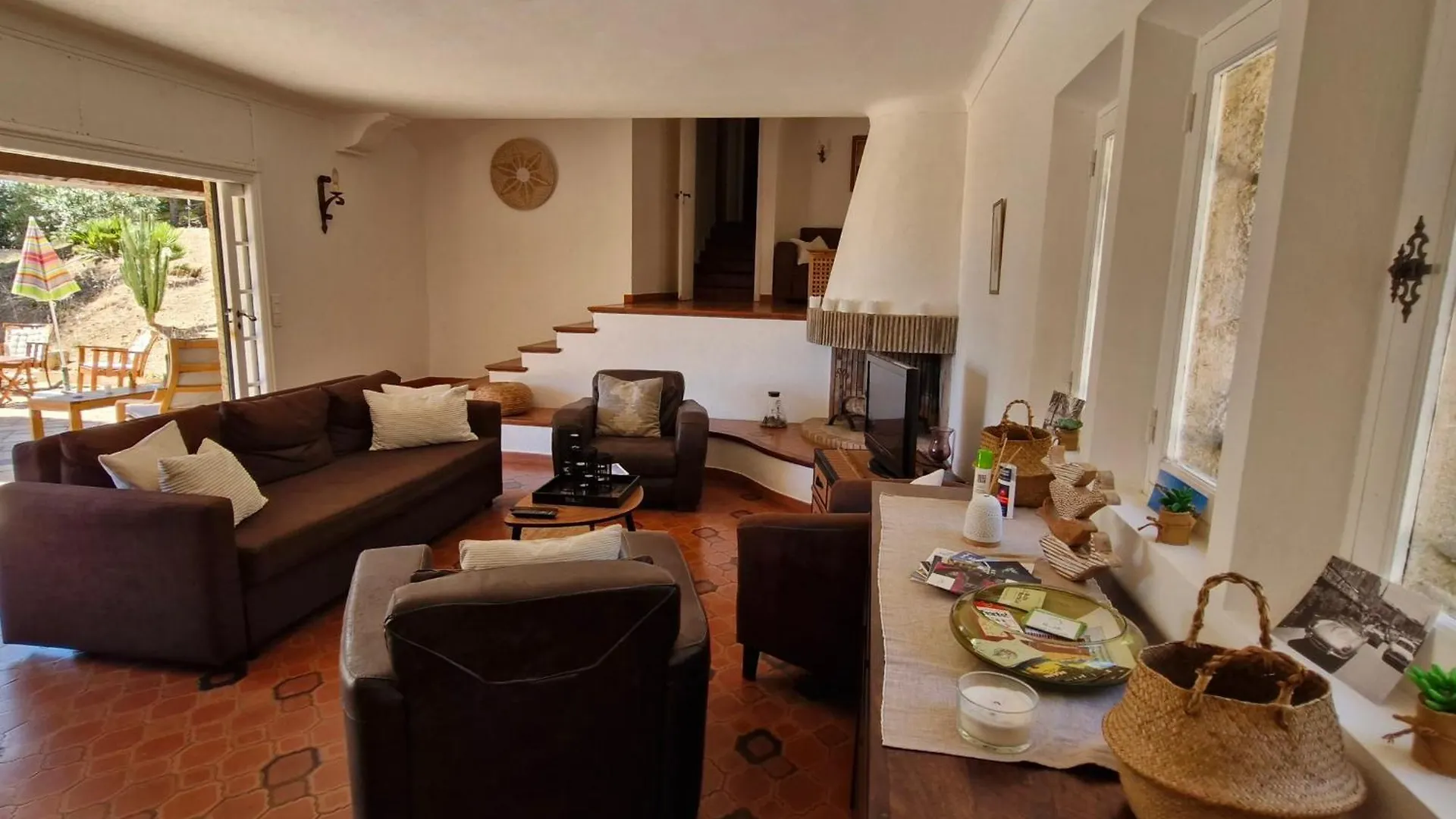 Villa Familiale Avec Piscine Privee, Proche Plage, Parking Et Wifi A Sainte-Maxime - Fr-1-780-12